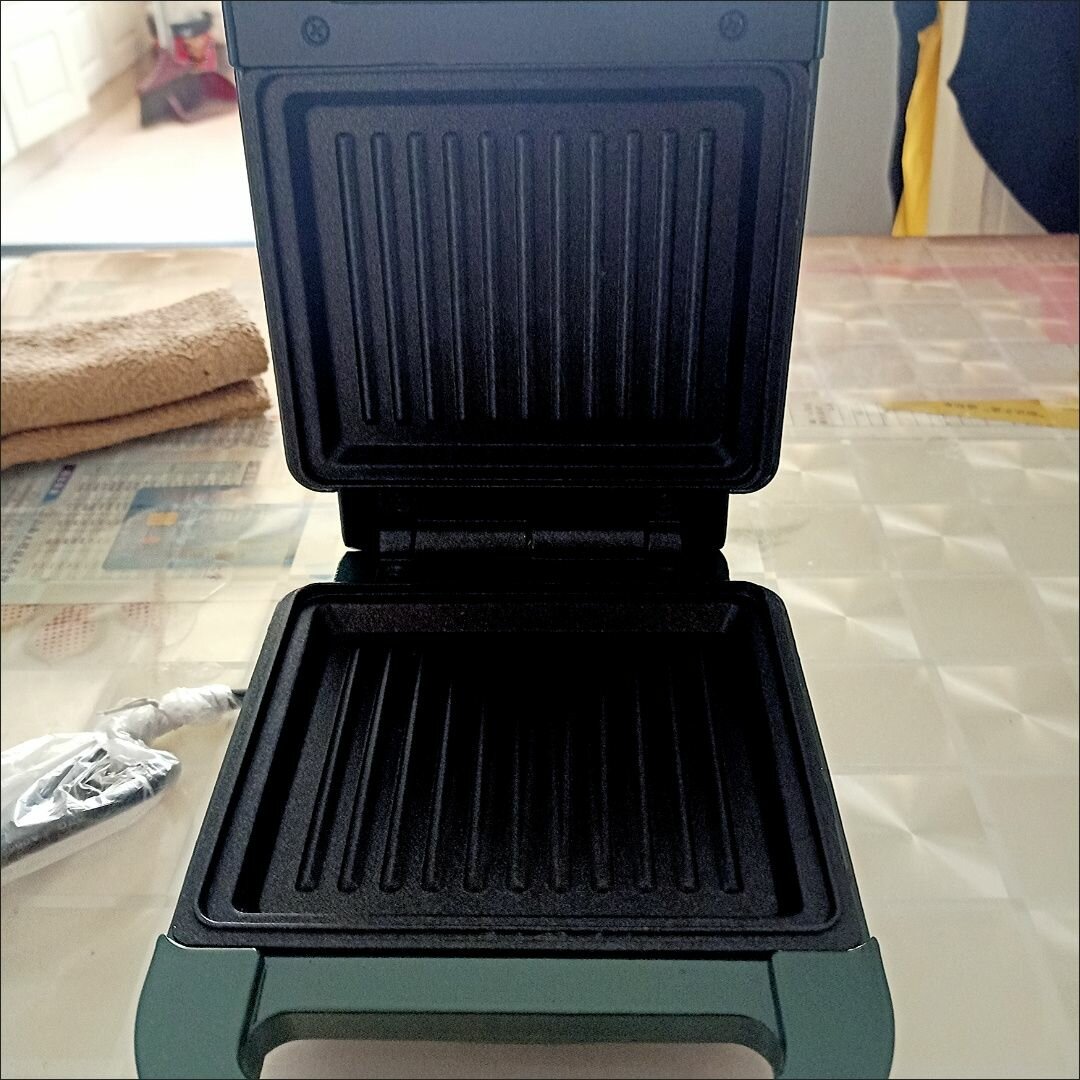 Сэндвичница-грильница