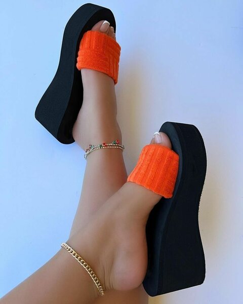 Ladies wedge sandals