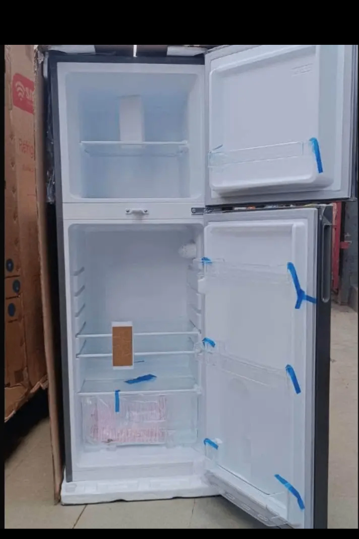 Réfrigérateur congélateur moderne