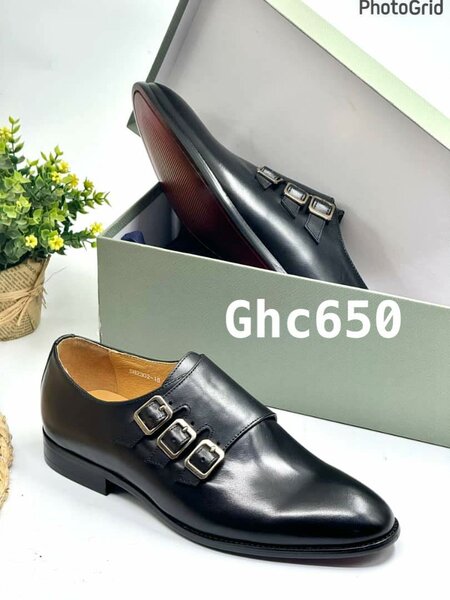 Classical black  shoes 