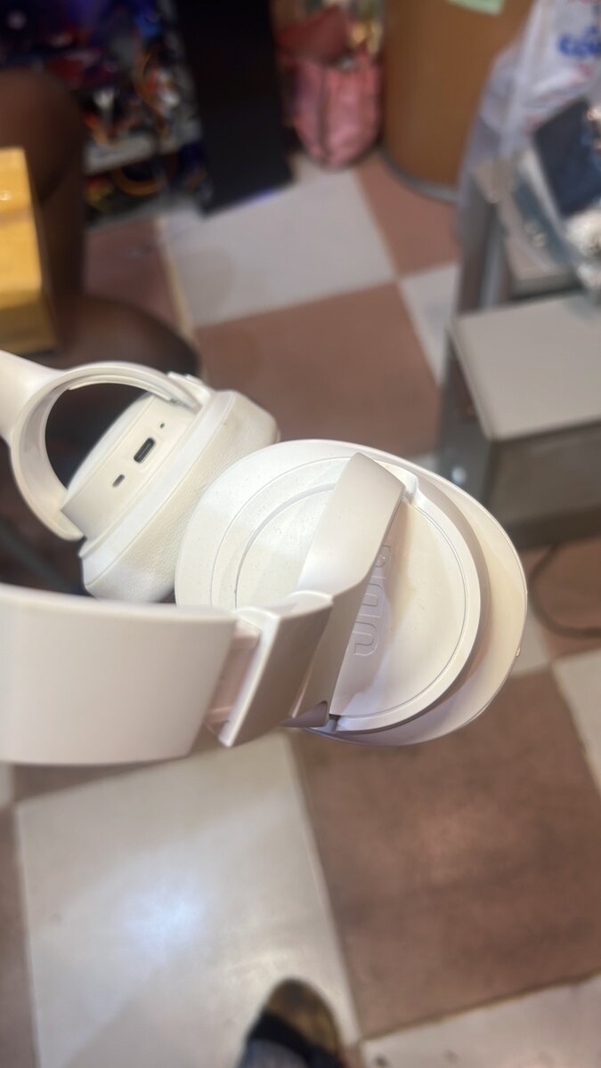 JBL headset