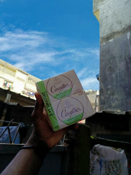 Rogé Cavaillès (Amande verte)