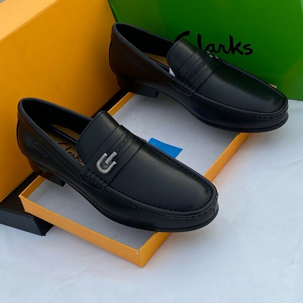 CLARKS EXECUTIVE SHOE