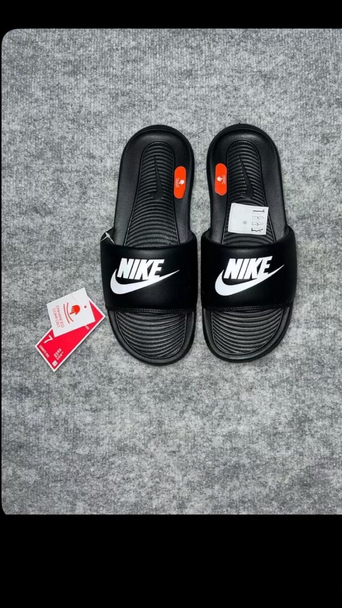 Nike Victori slide