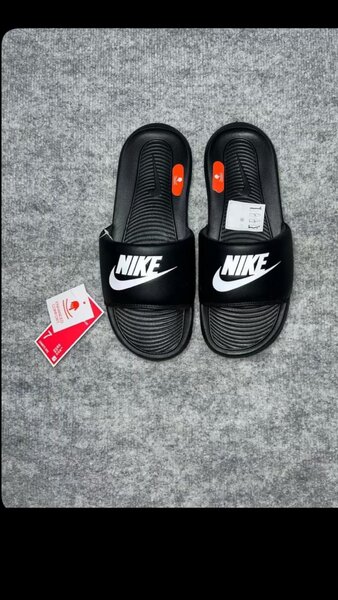 Nike Victori slide