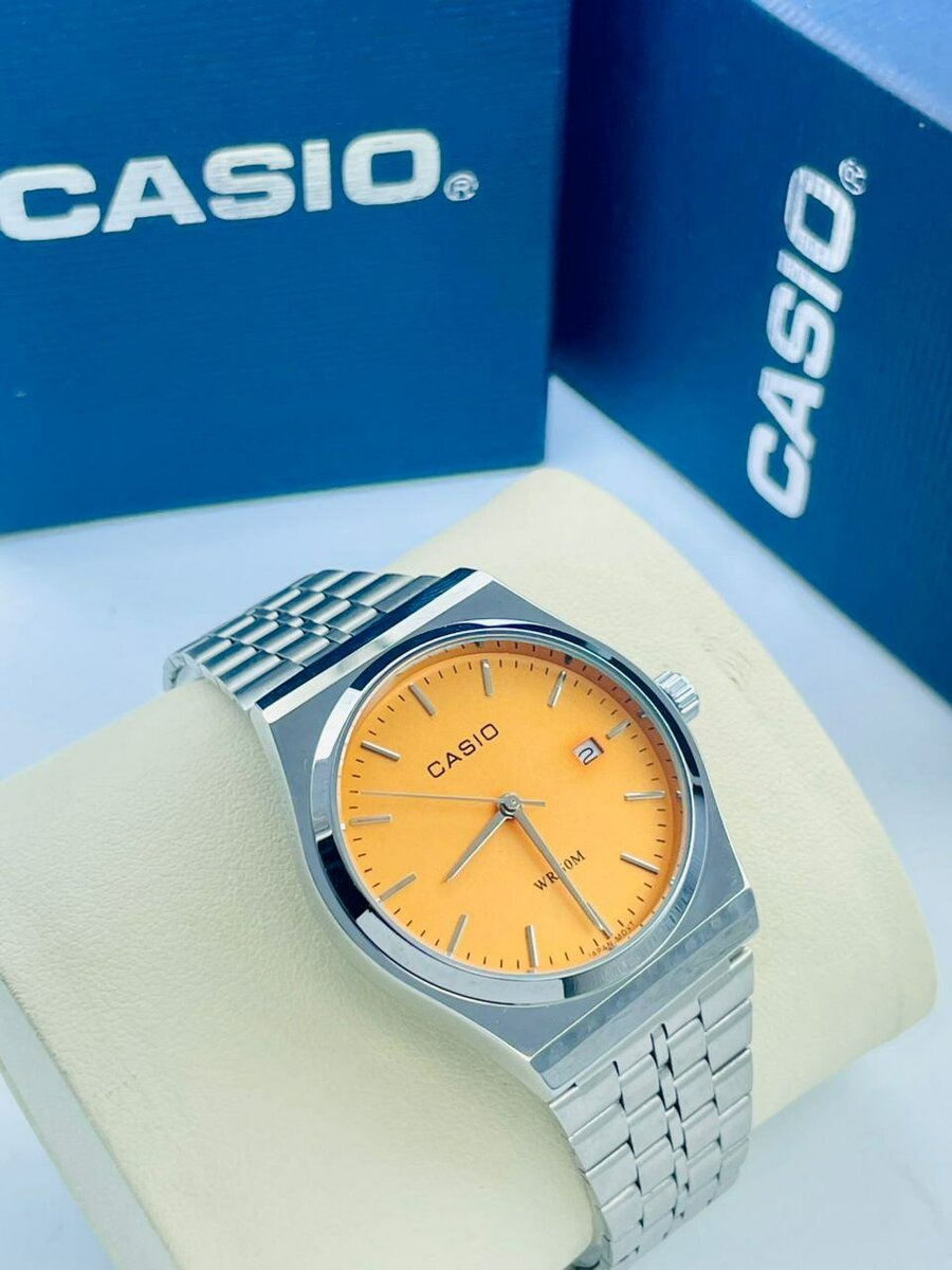 Montre Casio Élegante