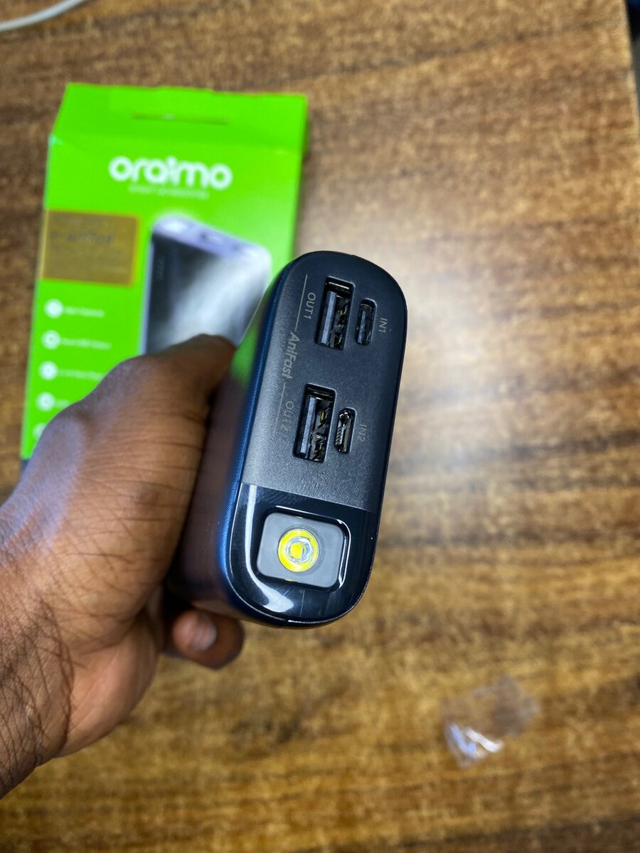 20 000 mAh ORAIMO POWER BANK