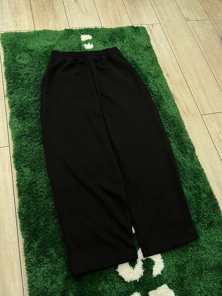 ШИРОКИЕ ШТАНЫ НА ПОВСЕДНЕВ