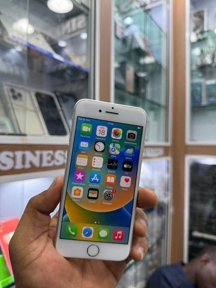 iPhone 8 avec Touch ID 64Go