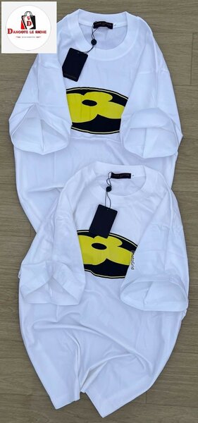 T-shirt blanc logo graphique
