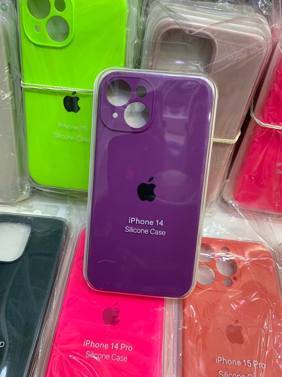 Coques protège silicone pour iPhone 12.13.16.14.15.11