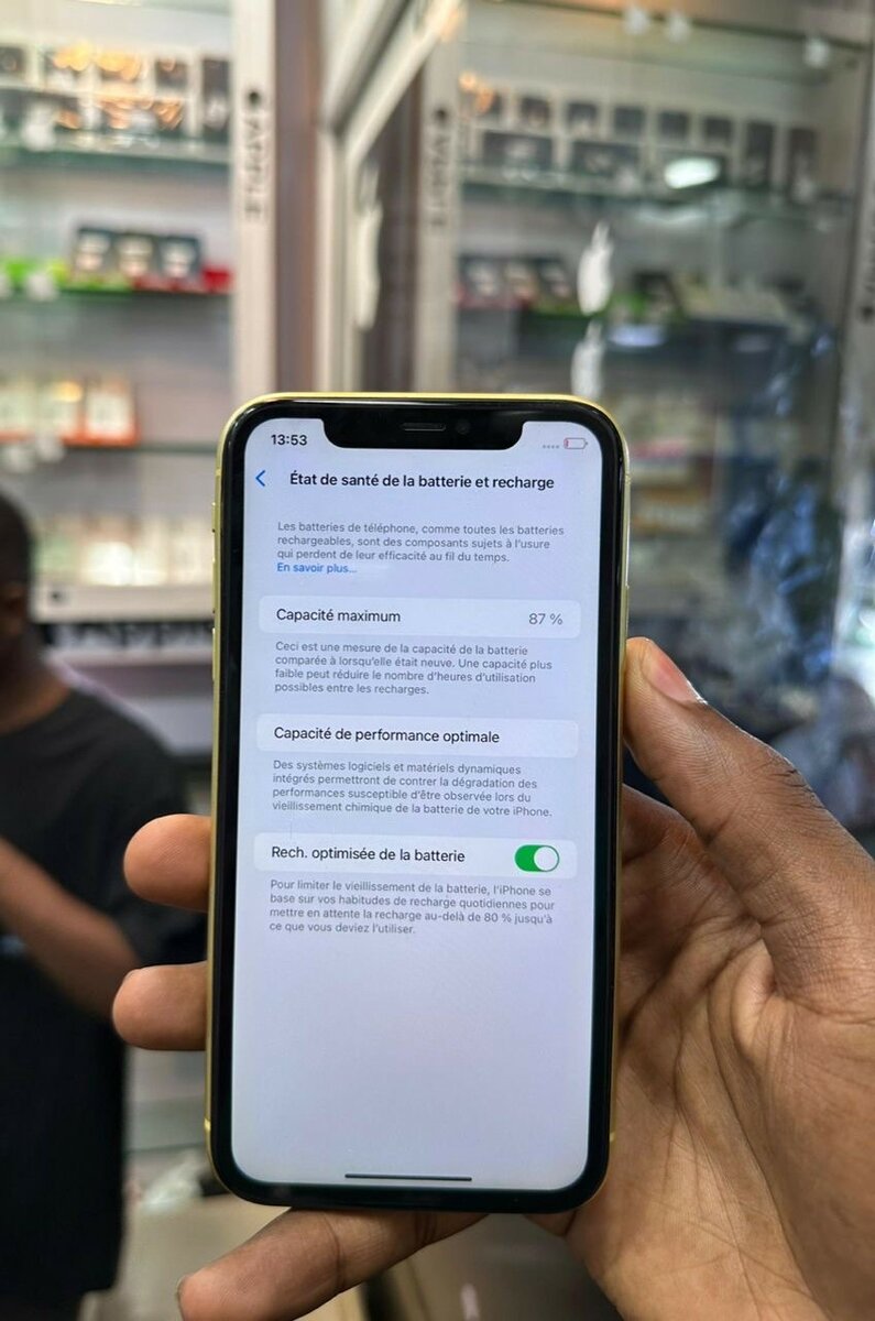 iPhone 11 64go quasi neuf