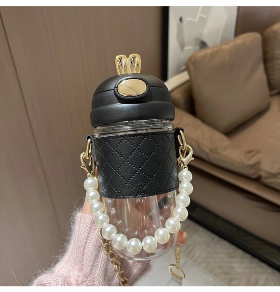 Gourde élégante à perles