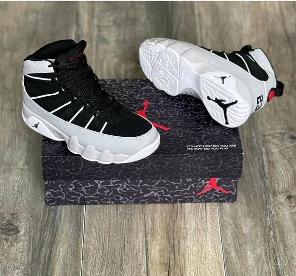 Air Jordan 9 ash and black