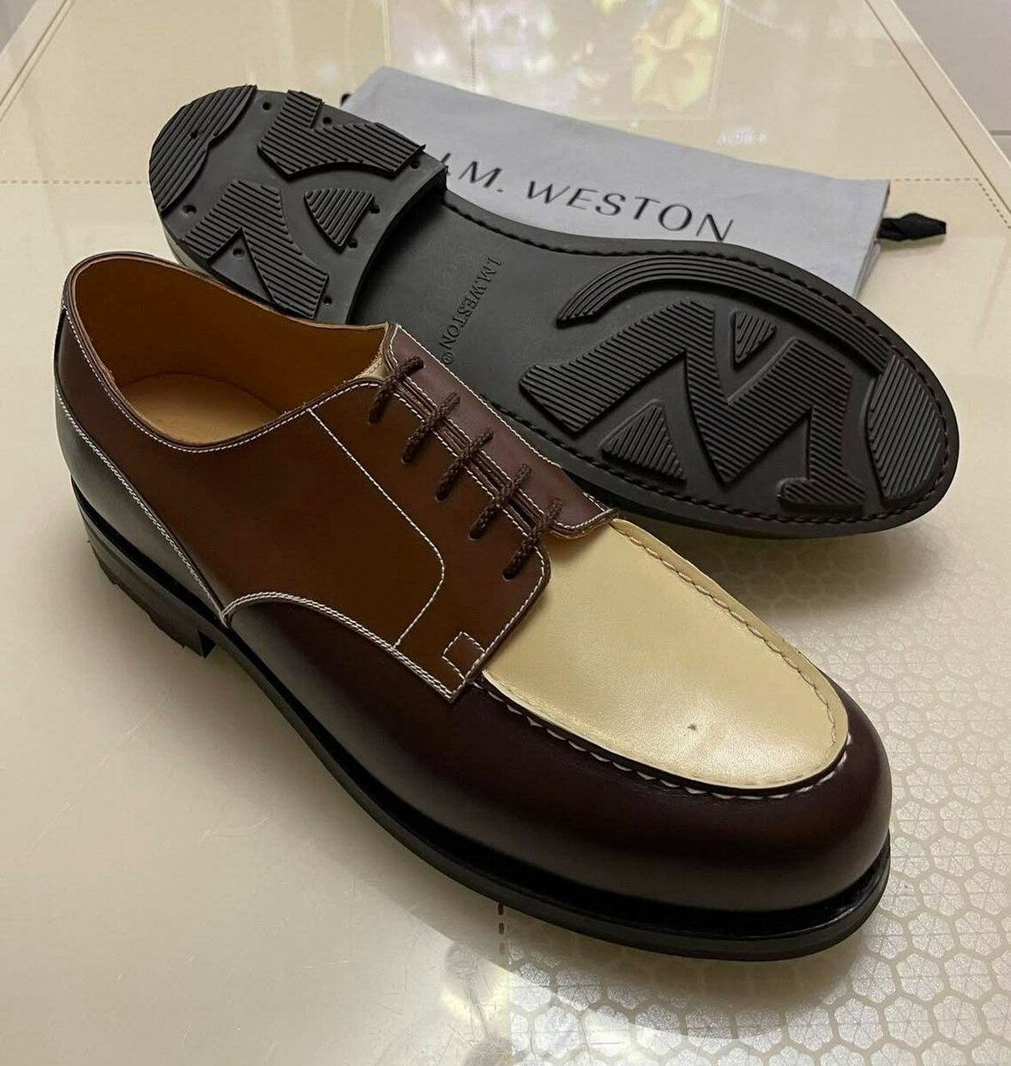 Chaussures habillées en cuir