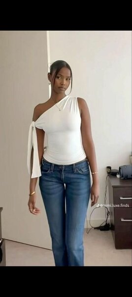 T-shirt court dos nu femme