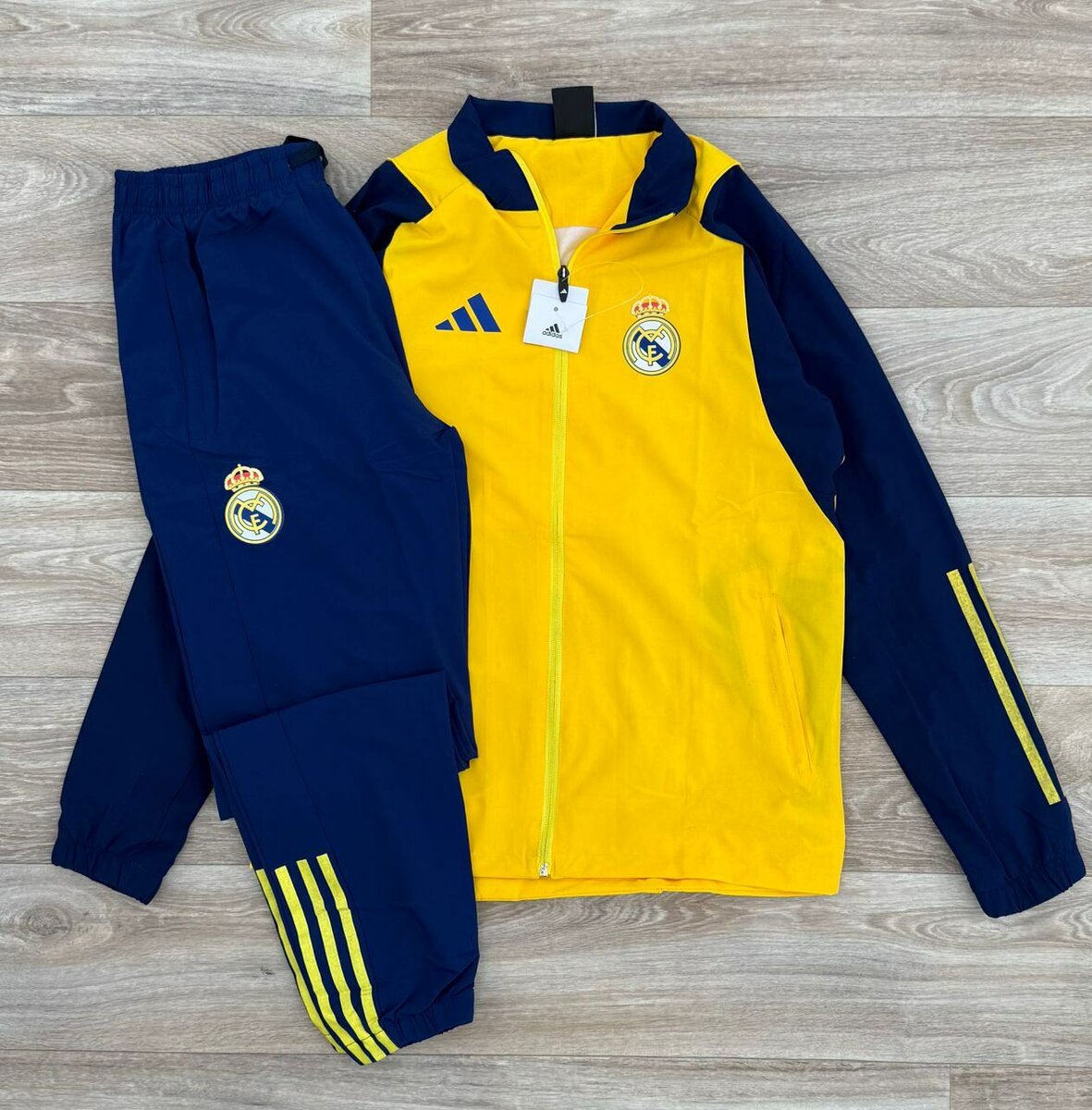 Ensemble de survêtement Real Madrid