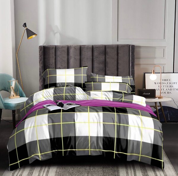 Black and white bedsheet