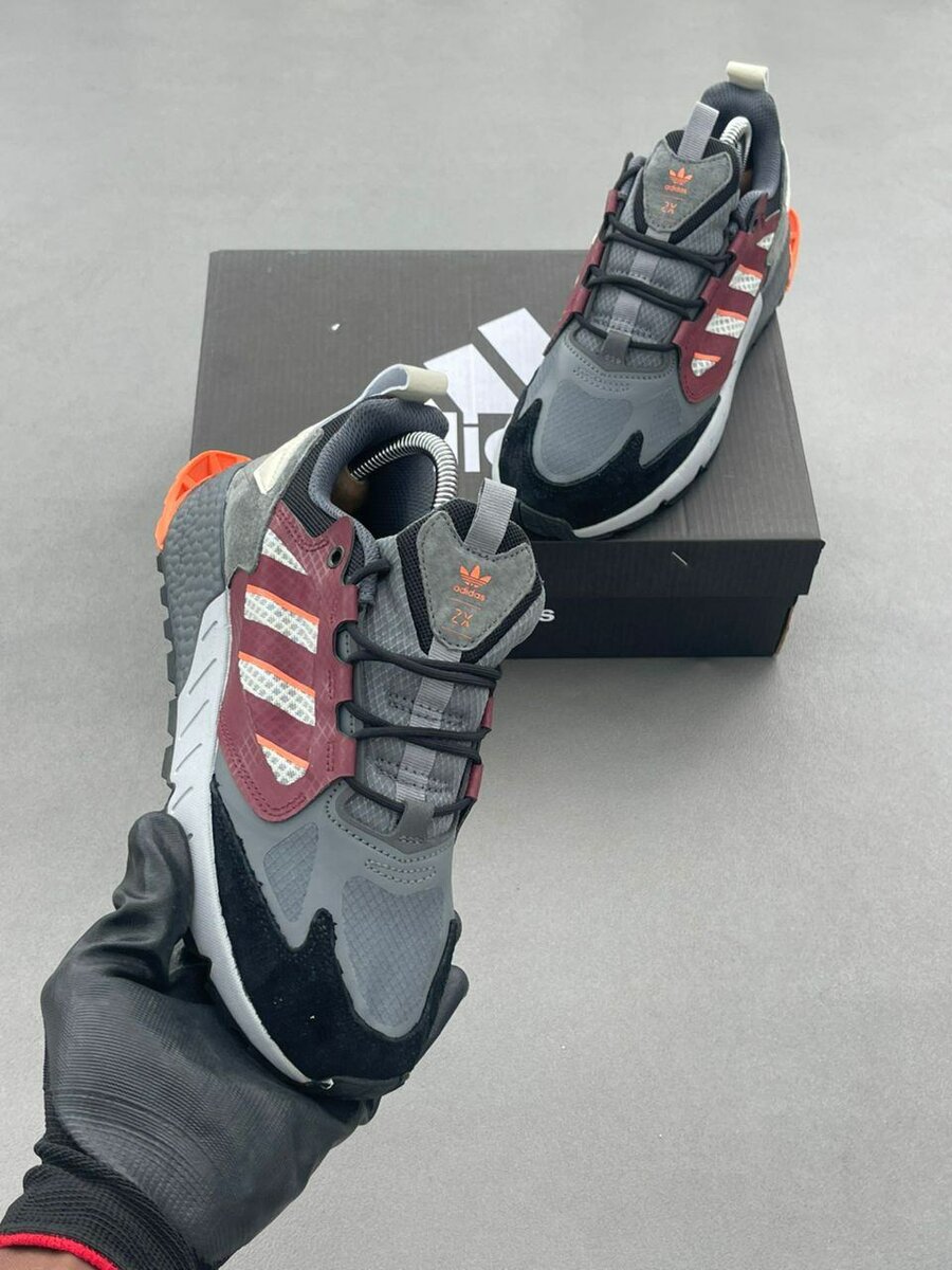 Chaussures de sport Adidas légères