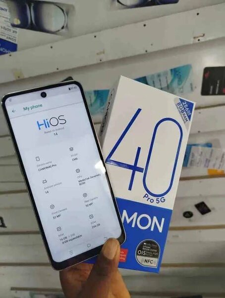 Tecno camon40