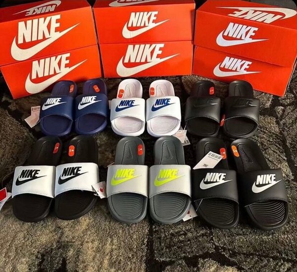 Nike Victori one, Benassi slides