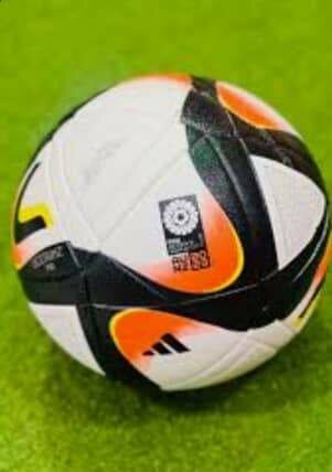 Ballon de foot pro en cuire 07