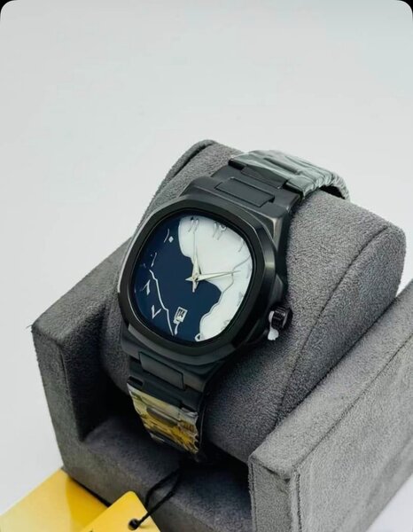 Montre Design Moderne Noir
