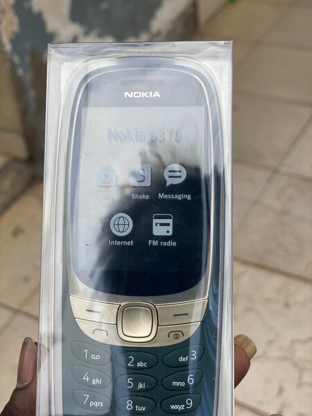 Nokia 6310