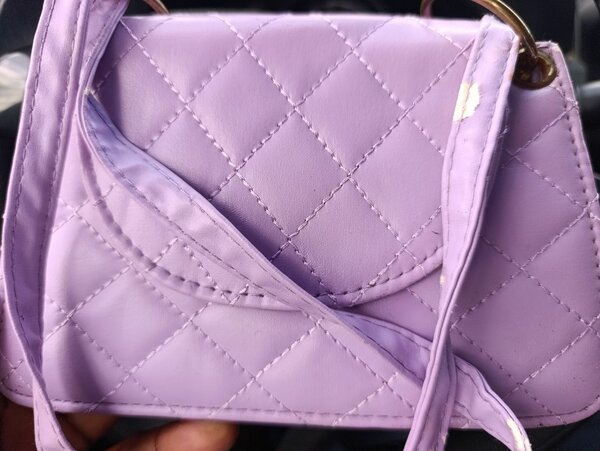 Sac à main violet tendance