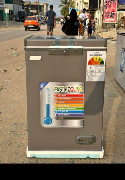 Congélateur rapide 100L