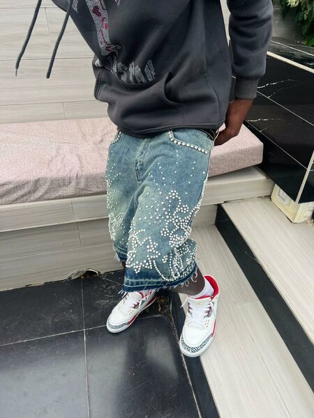 Short en jean perlé tendance