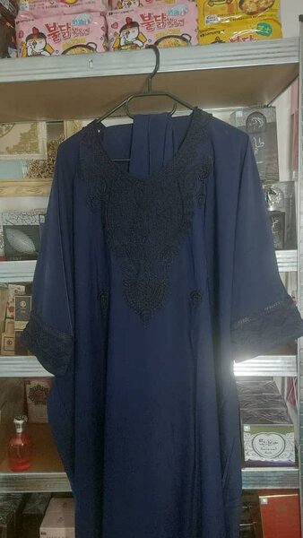 Robe Longue Bleue Élégante