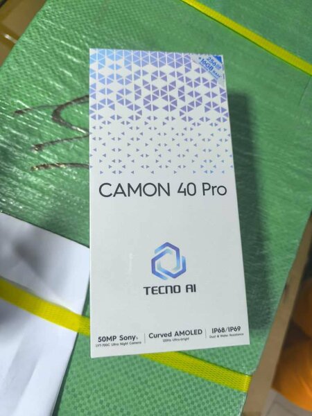 Tecno Camon 40 pro