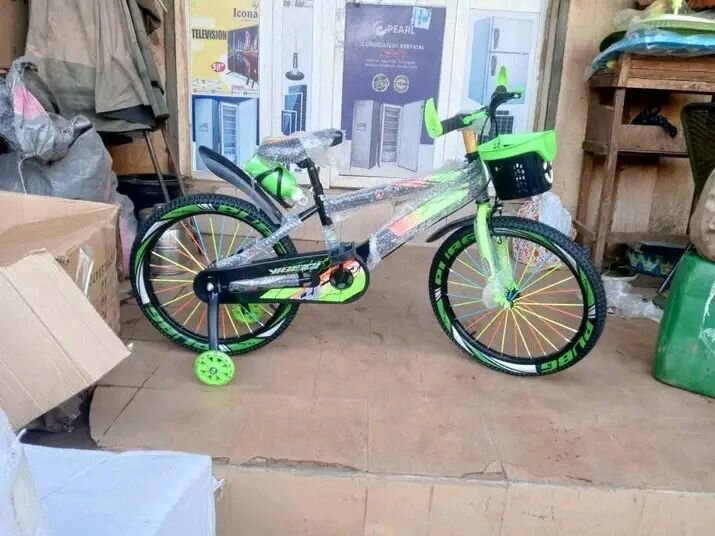 Vélo Enfant Coloré avec Roulettes