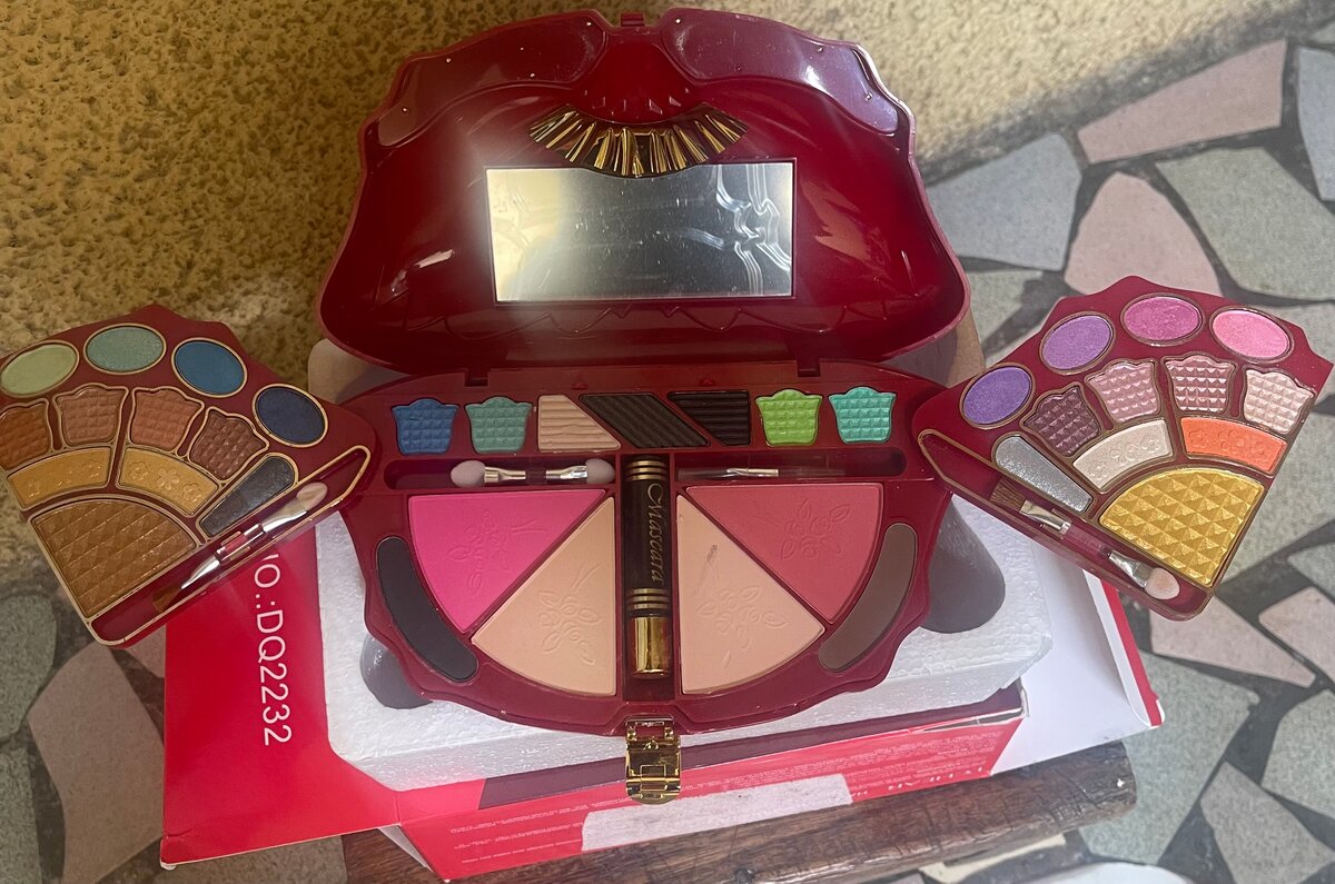 Kit maquillage sac à main