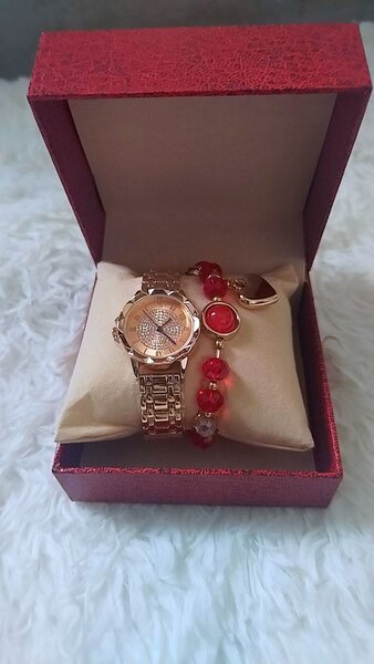 Montre Femme + Bracelet Élégant