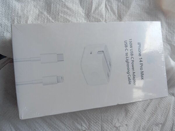 Original iPhone type c charger