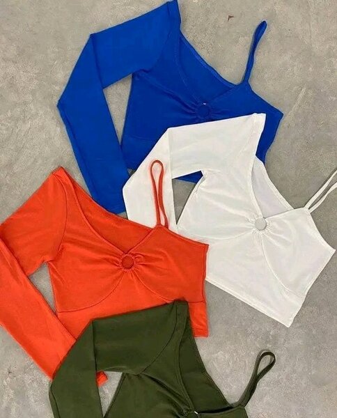 Crop tops tendance pour femmes