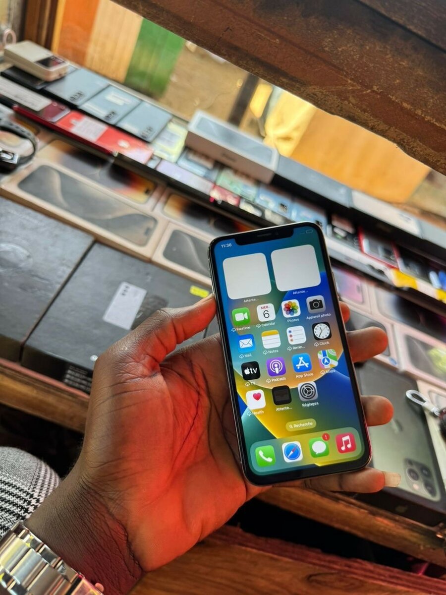 iPhone X 64giga sans Face ID très propre