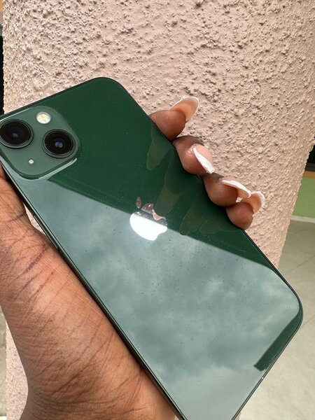 UK used iPhone 13