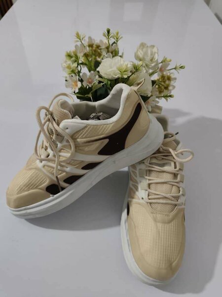 Baskets unisex confortables