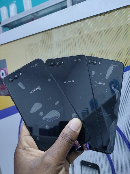 HUAWEI NOVA 2S QUASI NEUF IMPORTÉ 256/8GO