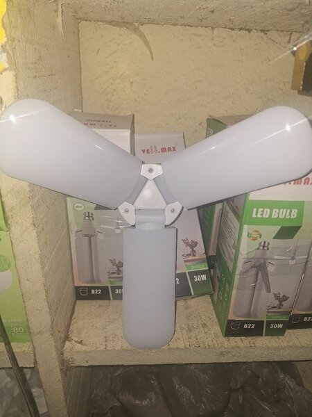 Ampoule LED Véll.Max 30W