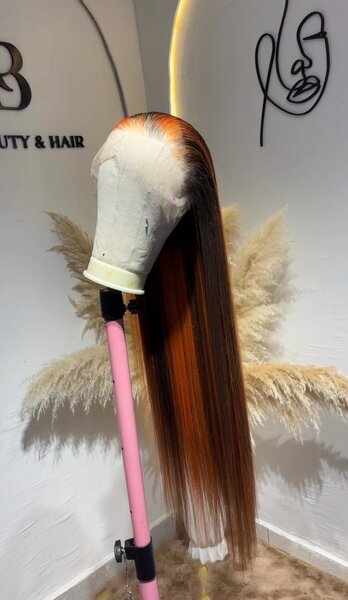 Perruque longue en dentelle ombrée