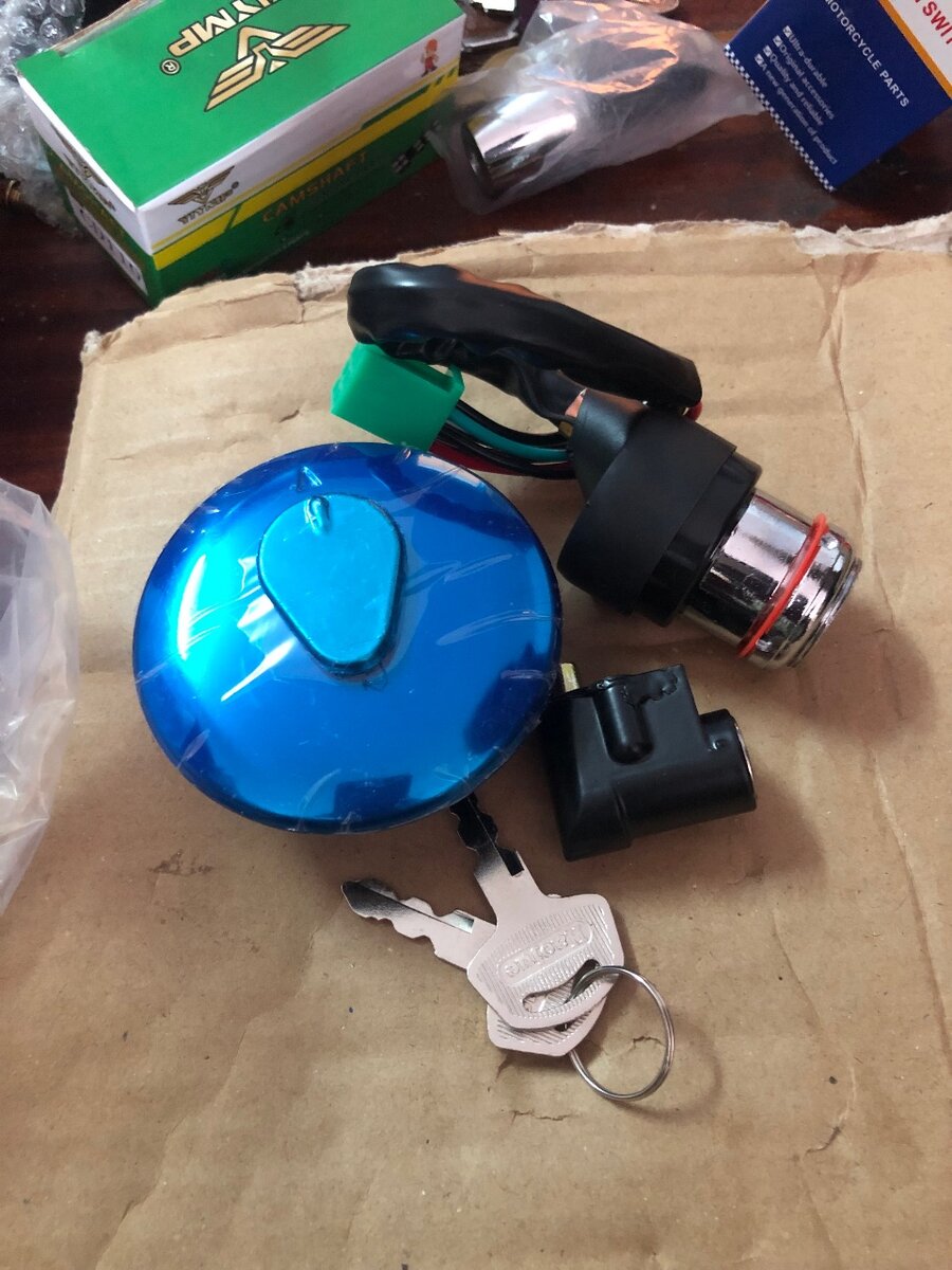 Verrouillage de réservoir GN125