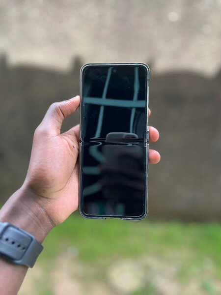 Samsung flip 4