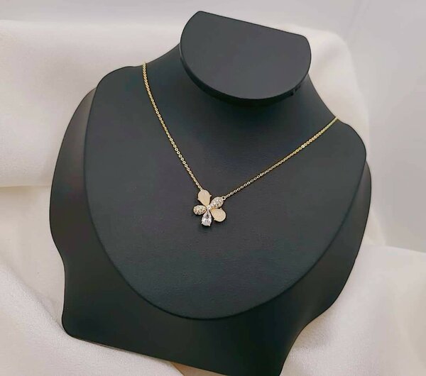 Colliers élégants pour femmes