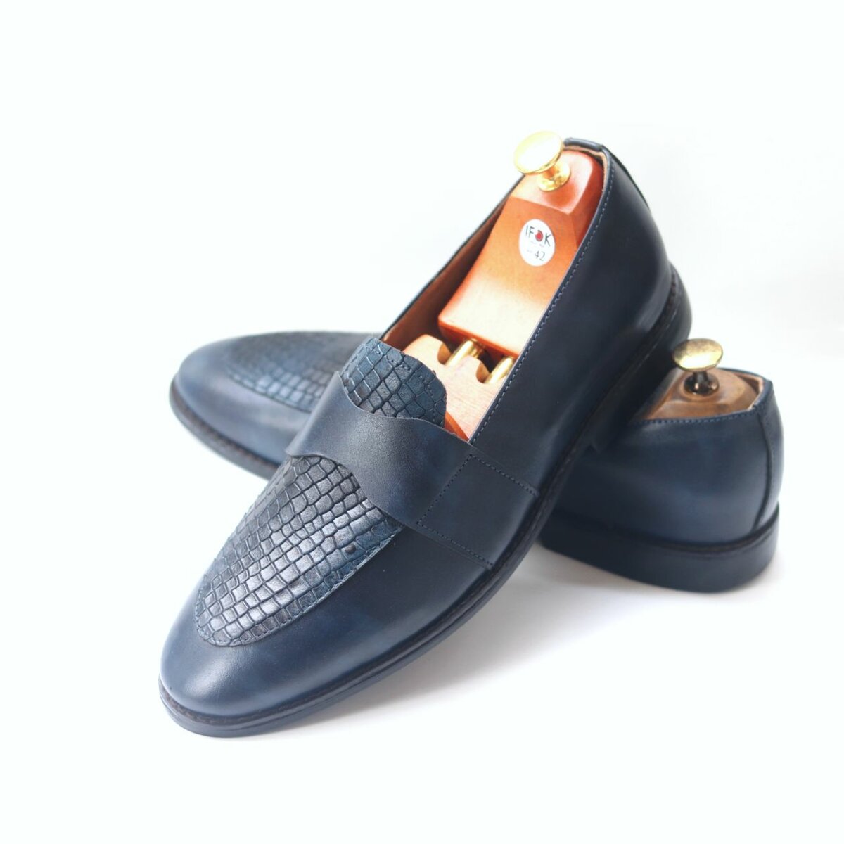 Navy blue Wisdom Loafer