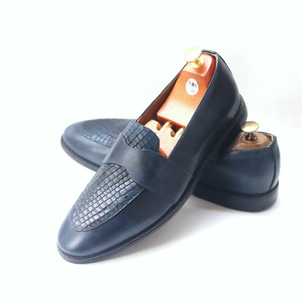 Navy blue Wisdom Loafer