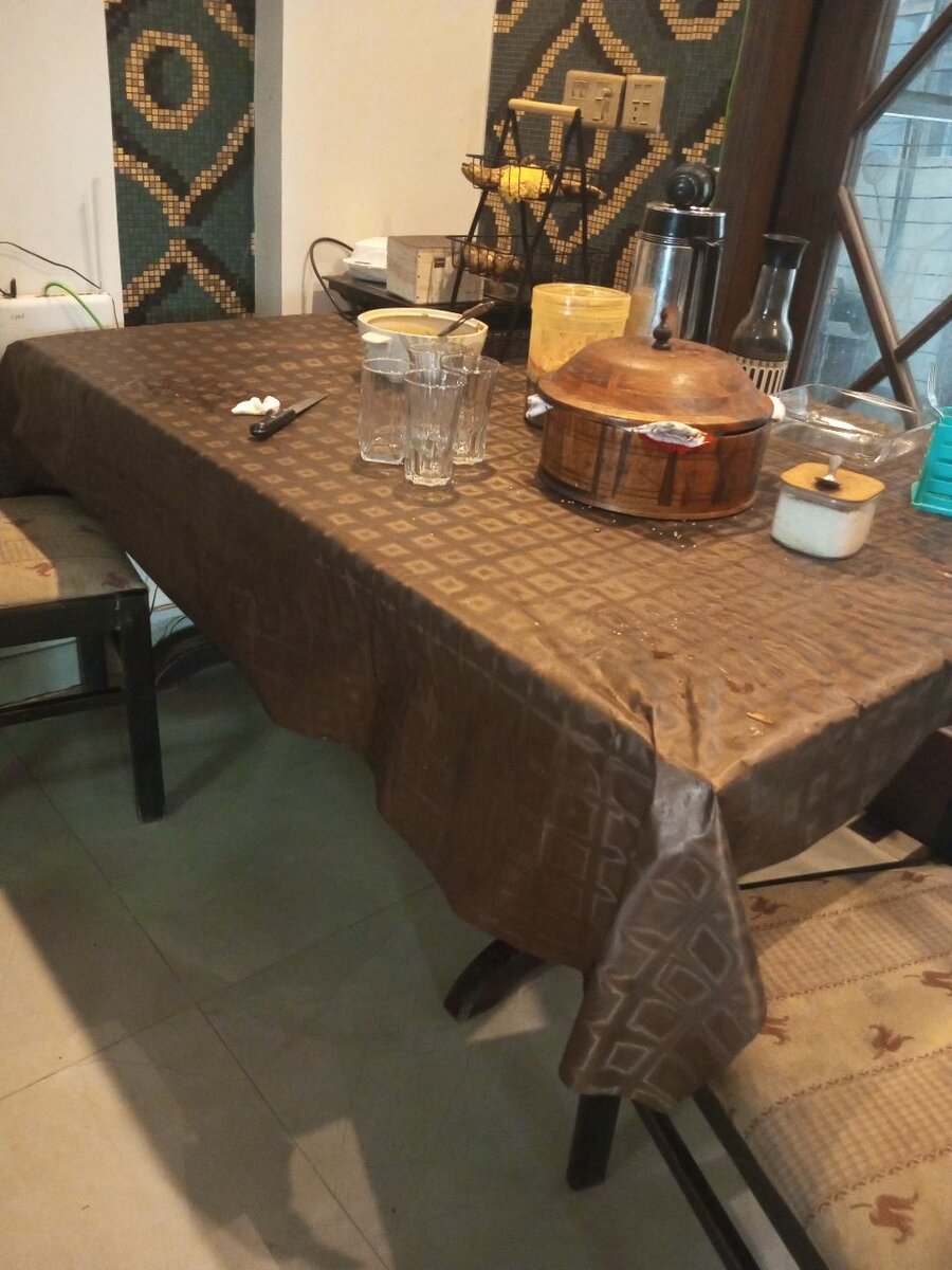 Dining table. With six chairs in good condition